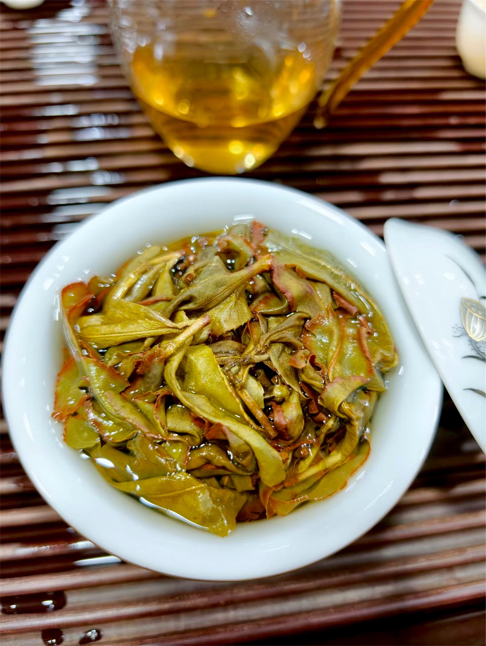 Zhangping Shuixian tea leaves